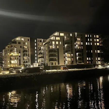 New, With Sea View! * ترومسو